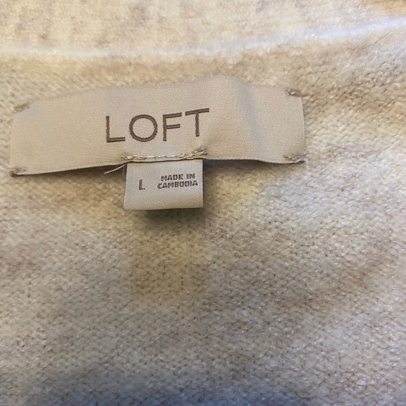 LOFT Soft Marled Cream Button-Up V-Neck Cardigan NWT - Picture 6 of 7